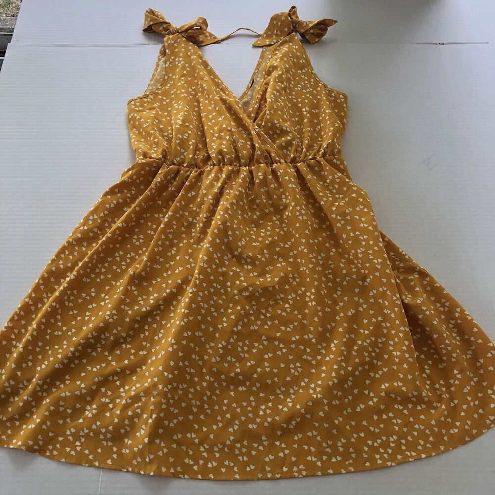 Shein Yellow Heart Print V-Neck Dress Plus Size 1X A985